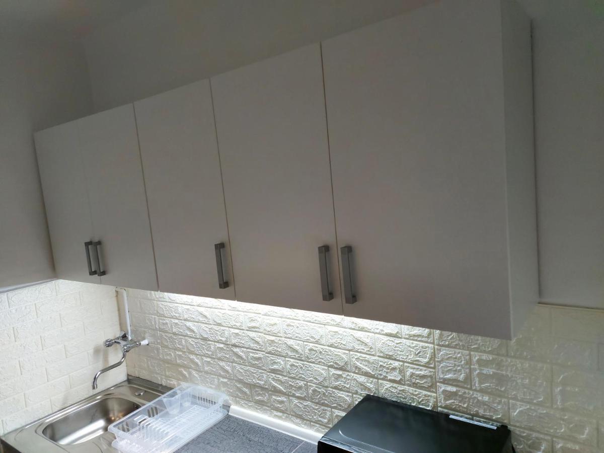Lovely, Neat And Quite Apartment Dalia, Private Parking サラエヴォ エクステリア 写真